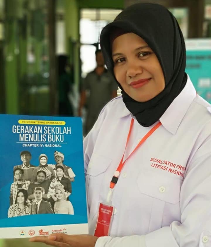 satriana bajau hosting